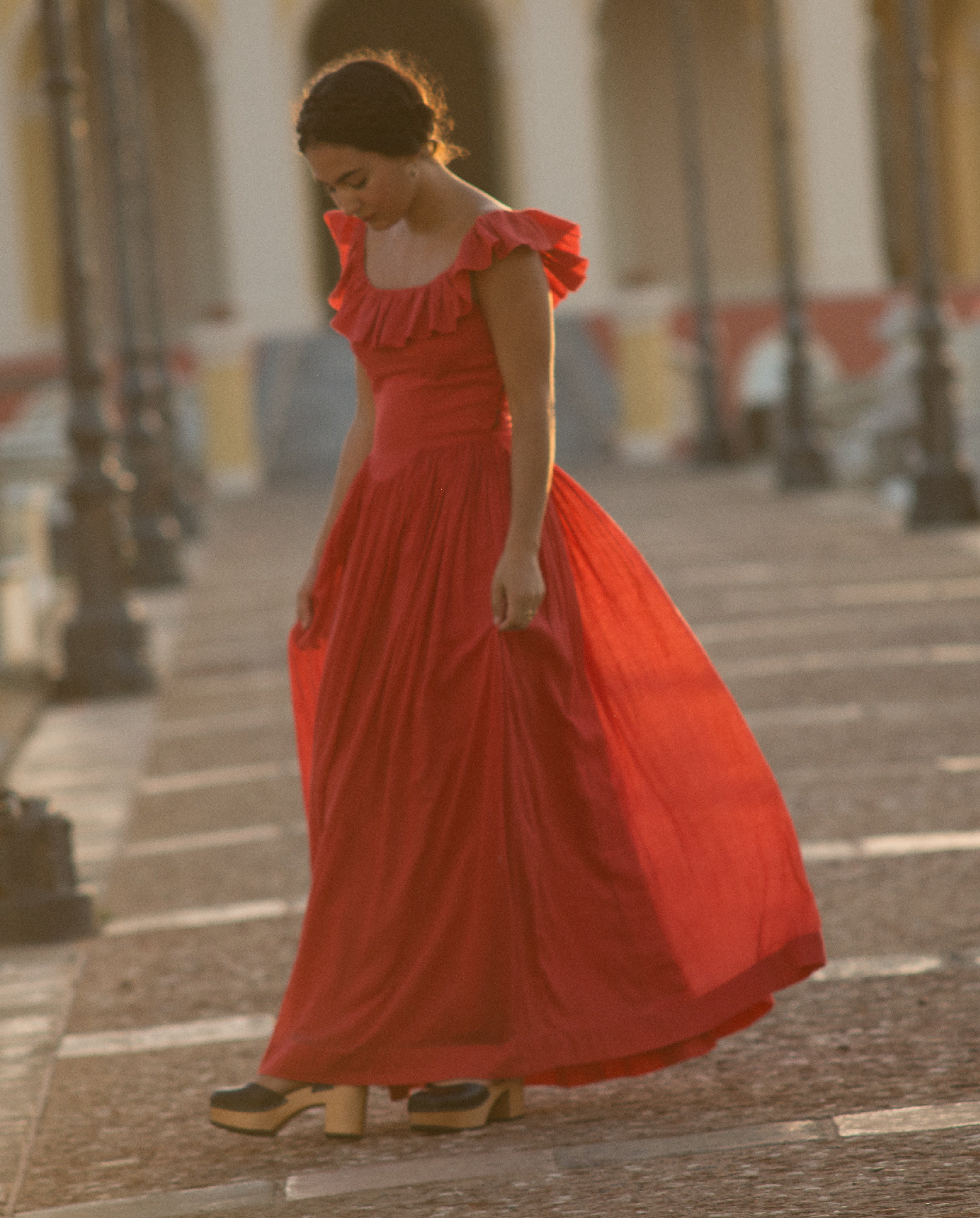 30s/40s cotton voile hand dyed coral red ruffle collar gown, small – Page of Air 30s/40s cotton voile hand dyed coral red ruffle collar gown, small – Page of Air