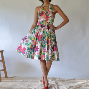 Vintage cotton floral pin up style halter dress with built in corset  // xs/s