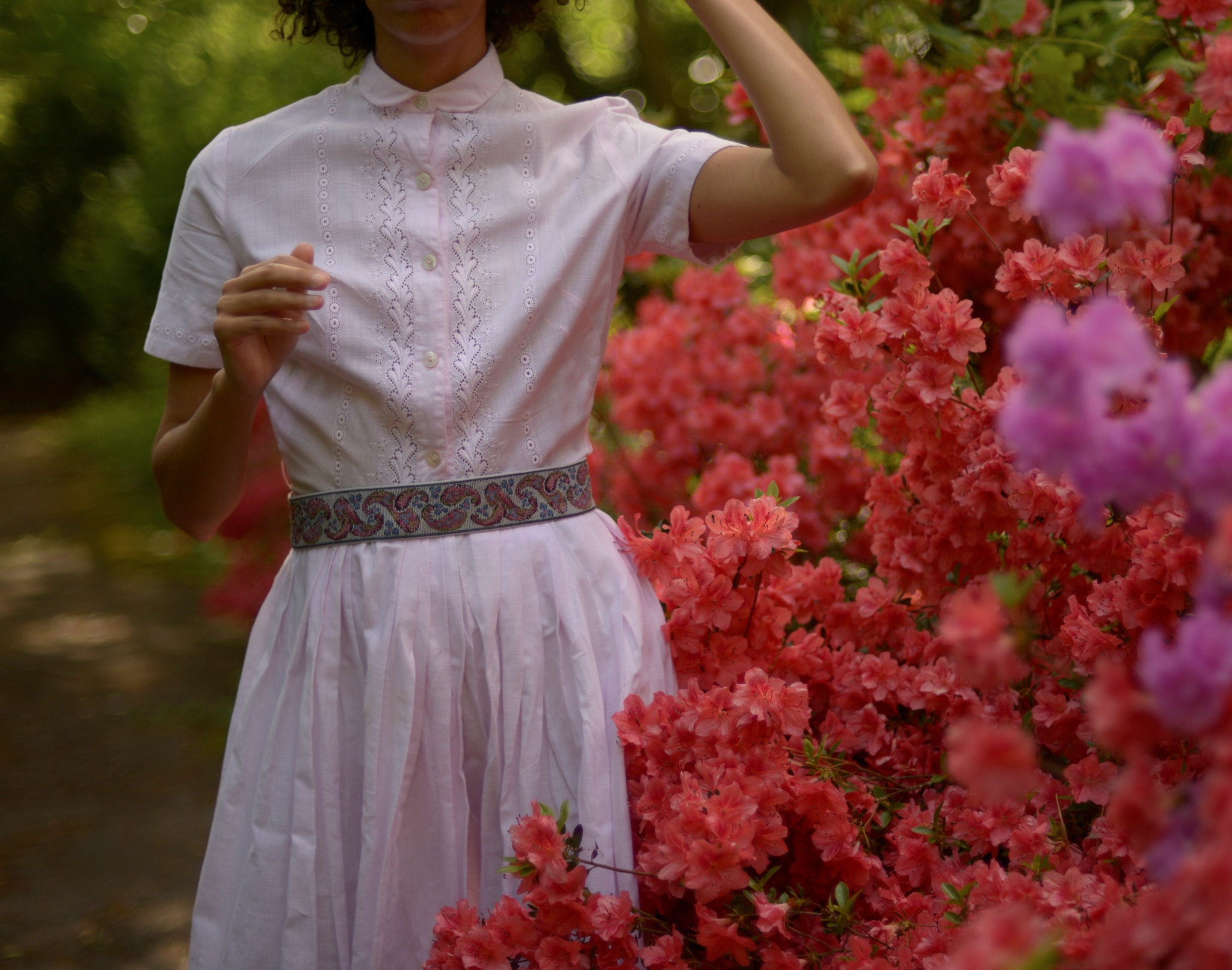 1950s swiss cotton fit and flare dress with embroidered cutwork on bodice // 25" waist, small