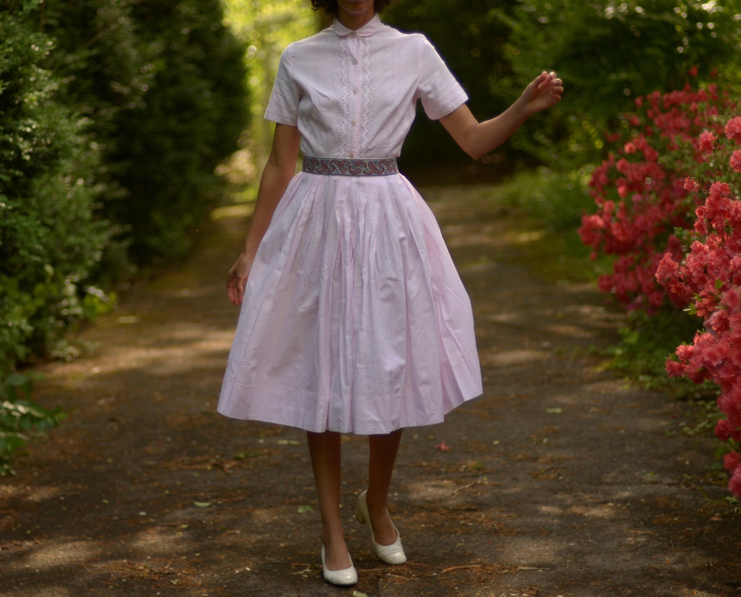 1950s swiss cotton fit and flare dress with embroidered cutwork on bodice // 25" waist, small