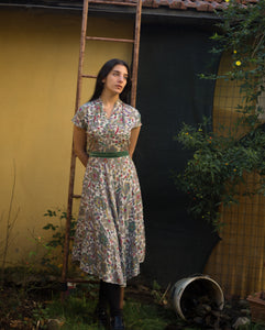1940s rayon paisley print surplice dress, s-m