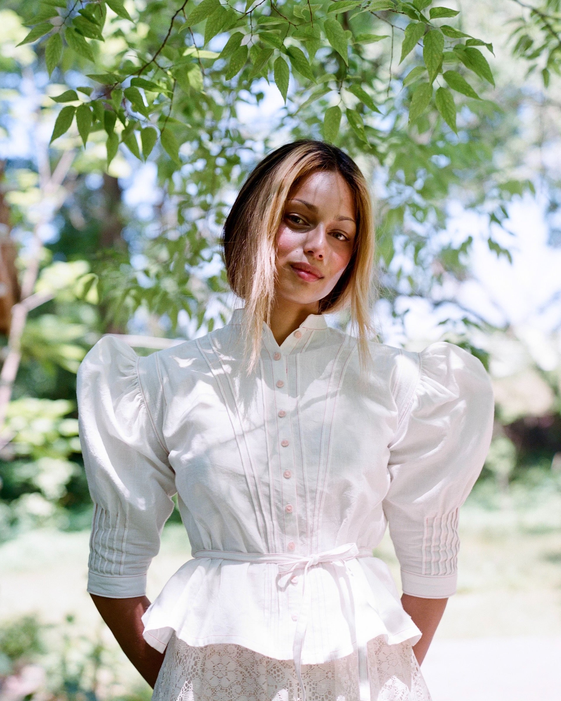 Alexandra blouse in antique cotton linen