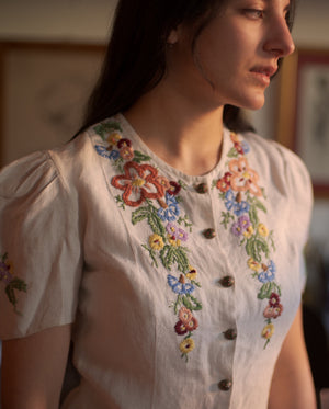 Vintage hand embroidered heavy linen puff sleeve folk blouse, s-m