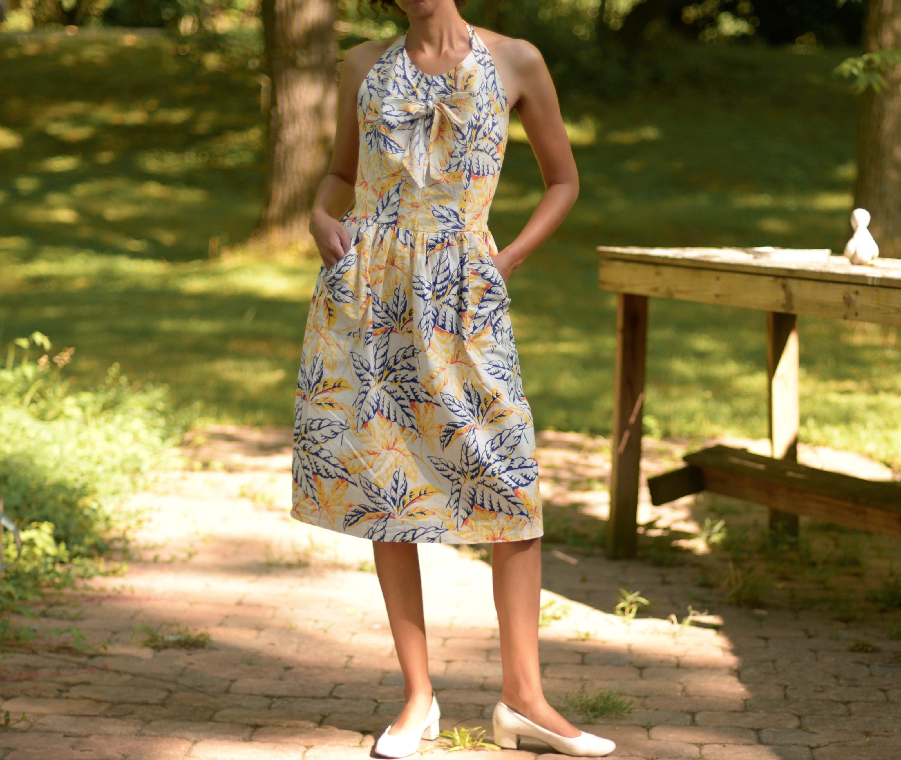 1940s cotton novelty plant print halter dress, small-medium Page of Air 1940s cotton novelty plant print halter dress, small-medium Page of Air